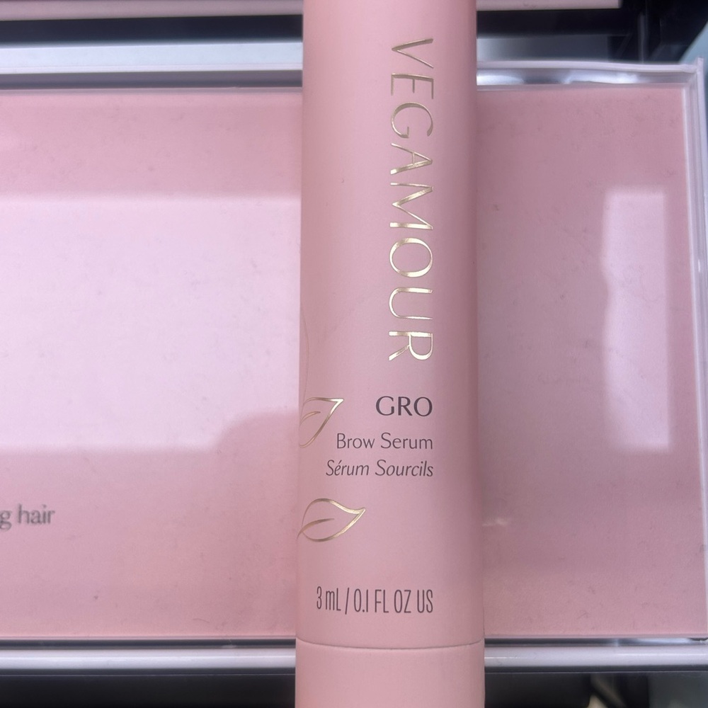 VEGAMOUR Brow Serum - Soft Pink